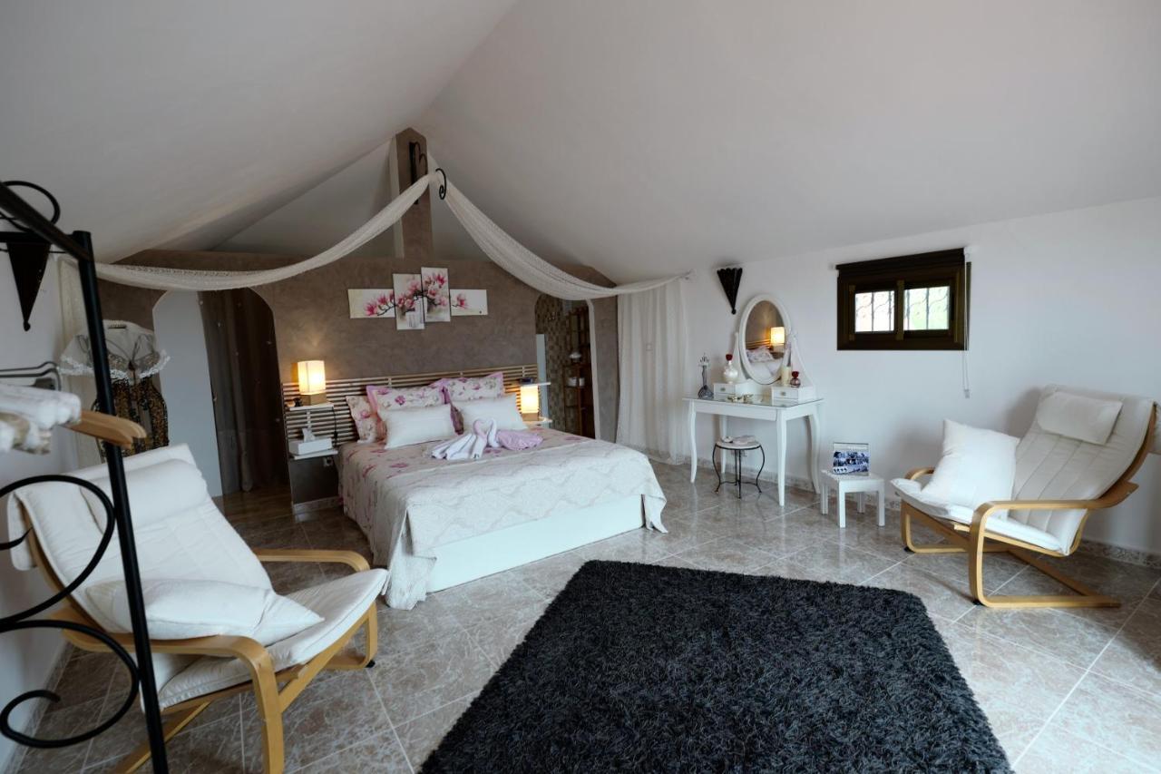 Casa Martinez Studios & Chambre D'Hotes A 3 Kms De Montserrat Valencia 몬트로이 외부 사진