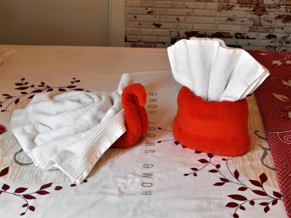 Casa Martinez Studios & Chambre D'Hotes A 3 Kms De Montserrat Valencia 몬트로이 외부 사진